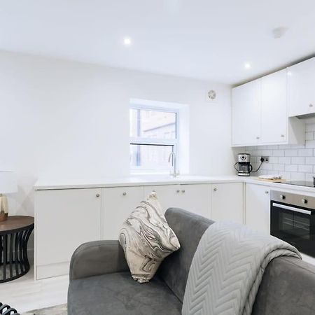Modern 1 Bedroom Apartment In Central Ipswich Exterior foto