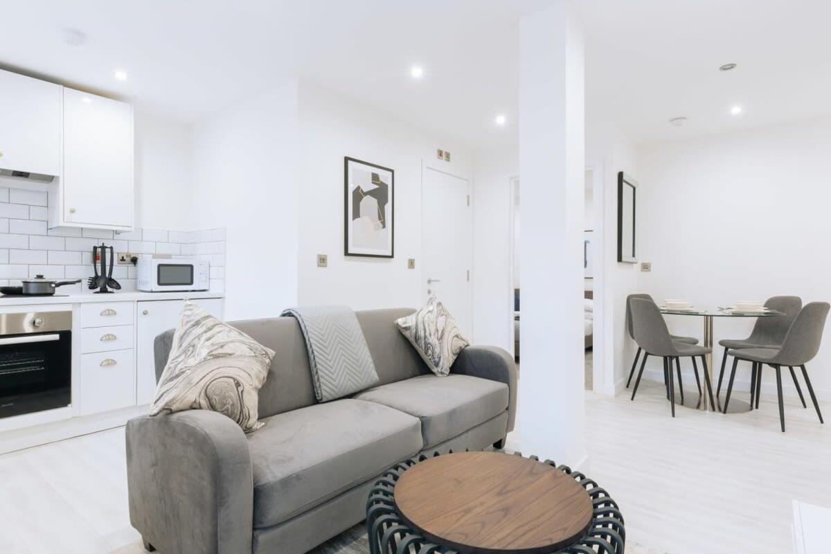 Modern 1 Bedroom Apartment In Central Ipswich Exterior foto