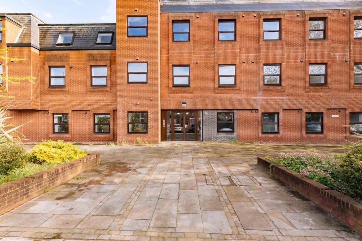 Modern 1 Bedroom Apartment In Central Ipswich Exterior foto